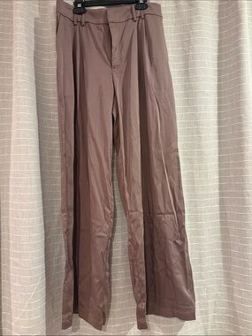 Magnolia boutique Classic Pleated wide leg Dress Pants in Mauve